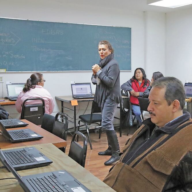 Gran cambio. La iniciativa de reforma educativa busca darle autonomía al organismo que evaluará a los maestros. ARCHIVO EL UNIVERSAL