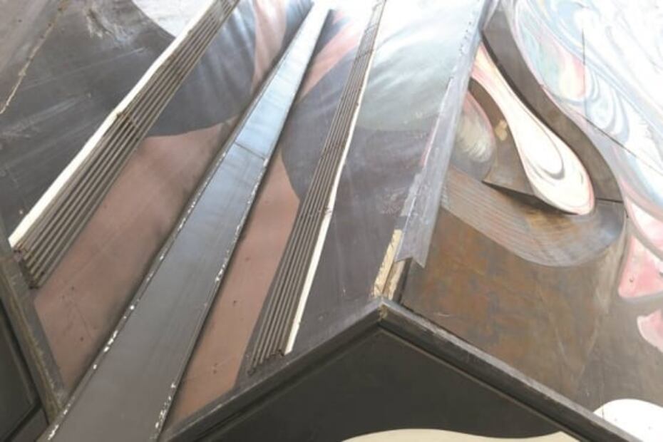 Proyecto del Polyforum Siqueiros sin fecha ni acuerdos