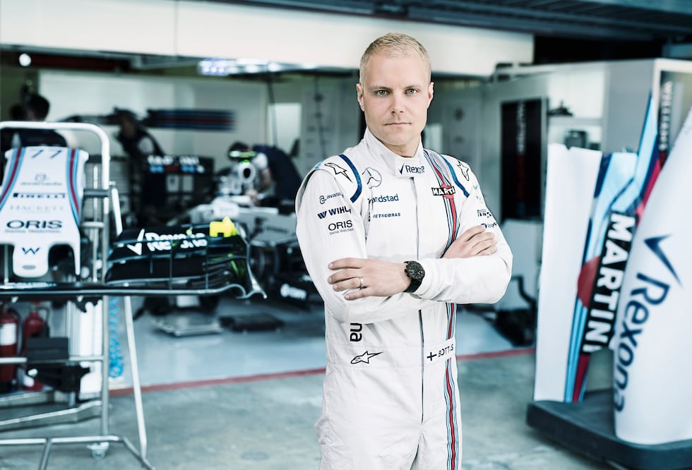 Oris lanza un reloj especial para el piloto Valtteri Bottas