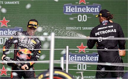 Lewis Hamilton pasó de héroe a villano en México y el noble gesto de Checo Pérez con él