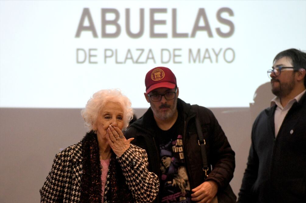 La presidenta de Abuelas de Plaza de Mayo, Estela de Carlotto, durante una rueda de prensa en Buenos Aires. Foto: EFE