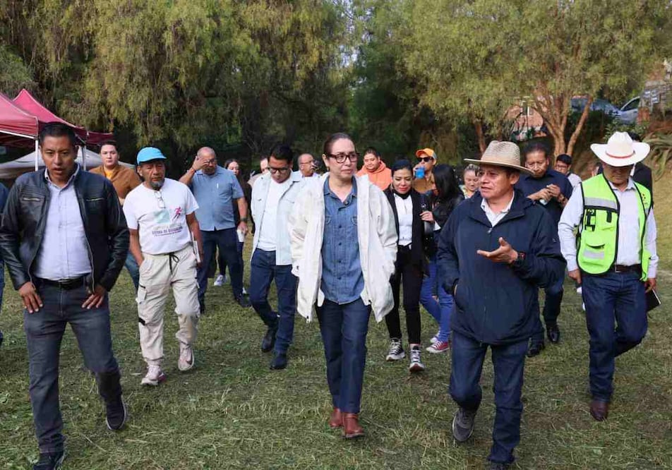 La alcaldesa Azucena Cisneros Coss comentó que las acciones emprendidas en la barranca del Ehécatl por parte de la sociedad civil "son un ejemplo a seguir". Foto: Especial