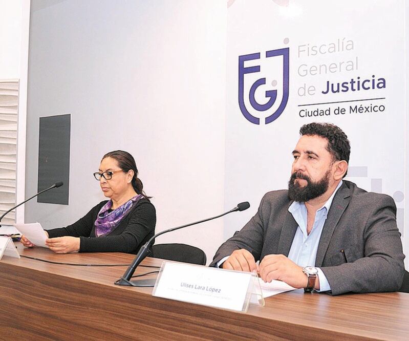 La coordinadora General de Servicios Periciales, María Seberina Ortega, y el vocero de la fiscalía local, Ulises Lara. ESPECIAL 