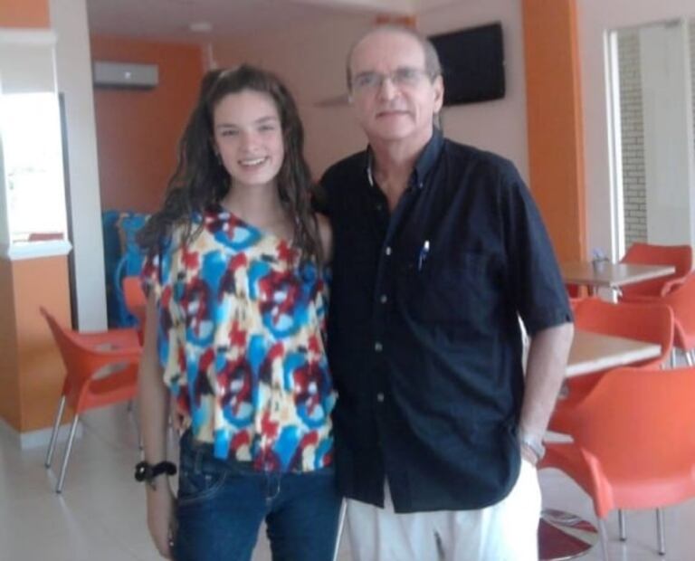 Salen a la luz fotos de Nadia Ferreira a los 17 años junto a su padre, quien abandonó su familia