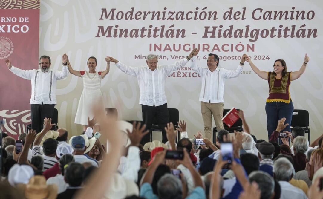 Inauguración del camino Minatitlán-Hidalgotitlán encabezada por el presidente Andrés Manuel López Obrador / Foto: Gabriel Pano. EL UNIVERSAL