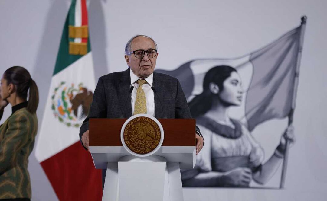 David Kershenobich Stalnikowitz, secretario de Salud (Ssa), durante la mañanera del 15 de abril del 2025. Foto: Diego SImón / EL UNIVERSAL