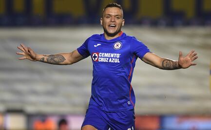 Cruz Azul derrota a Tigres y tiene pie y medio en las Semifinales