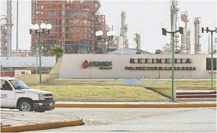 Sin convencer a calificadoras, plan de apoyo a Pemex