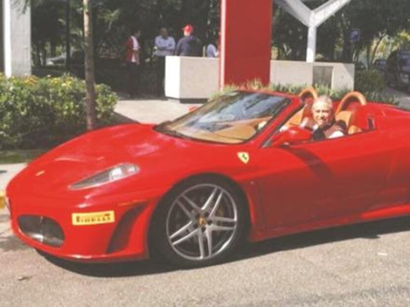 Se va #LordLiconsa, pero con goce de sueldo