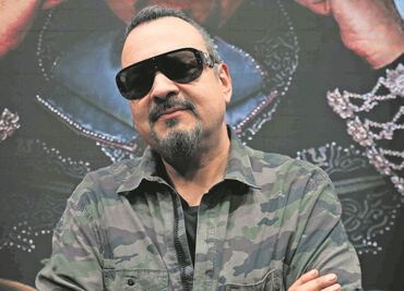 Pepe Aguilar prefiere seguir con el mariachi