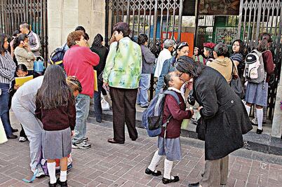 SEP pide a maestros rechazar el paro