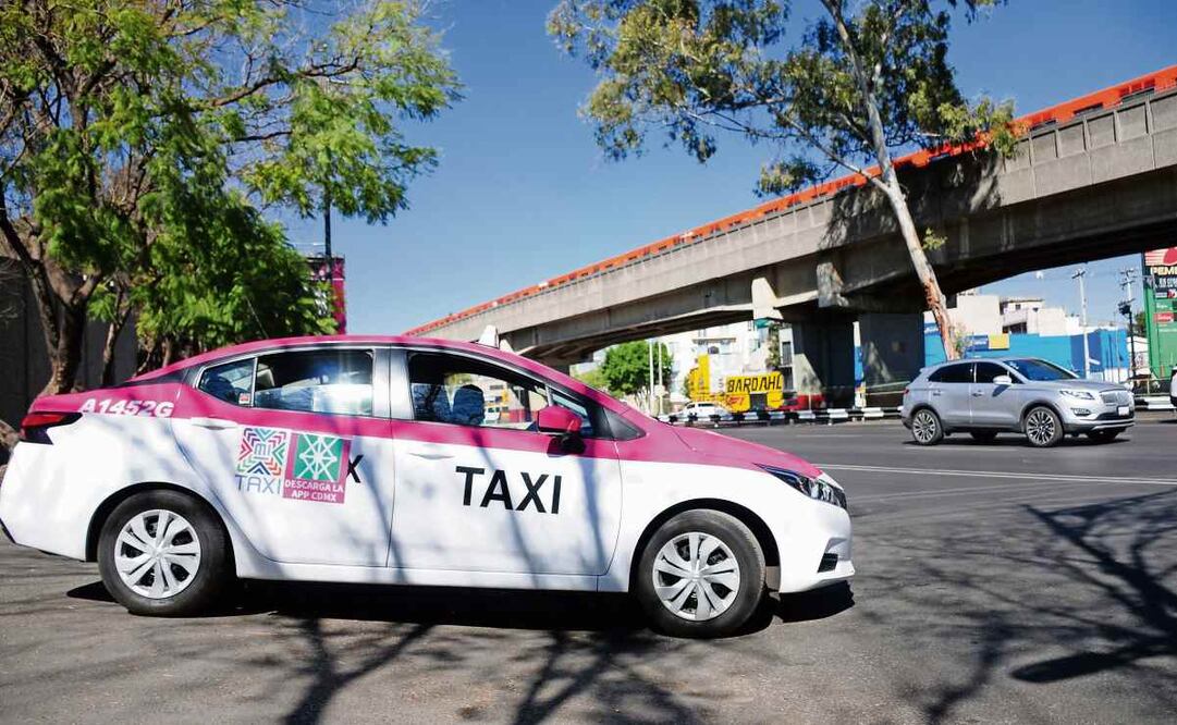 A la fecha, hay alrededor de 61 mil taxistas y 2.9 millones usuarios registrados en la aplicación, de acuerdo con la Semovi. Foto: Archivo / CUARTOSCURO