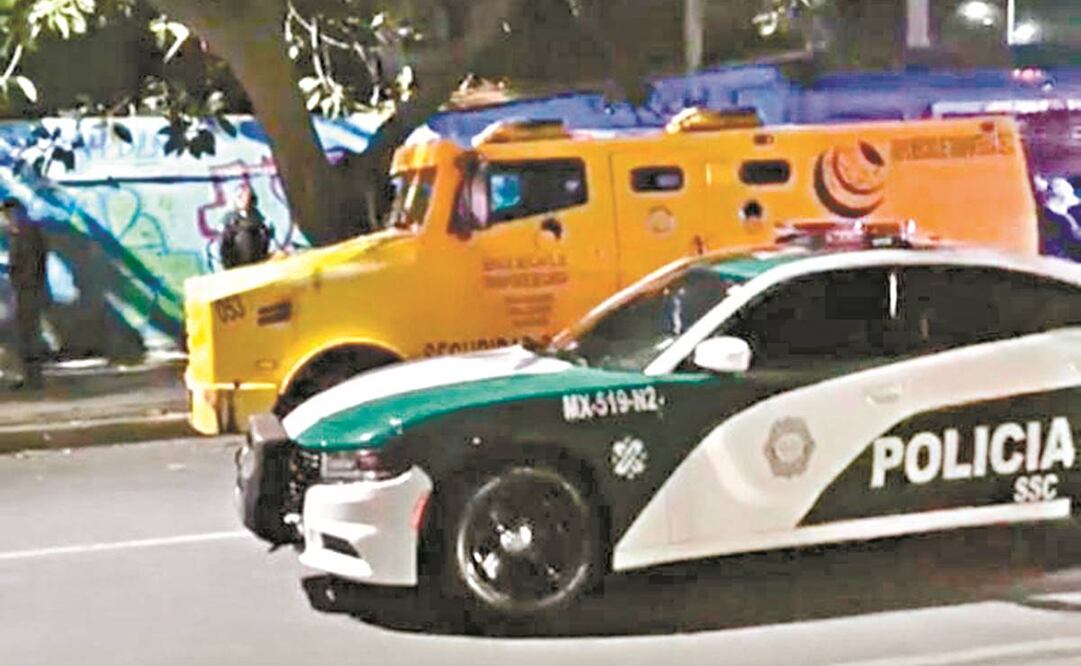 La camioneta fue encontrada calles más adelante de la gasolinería; sin embargo, el dinero ya no estaba. Foto: Especial.