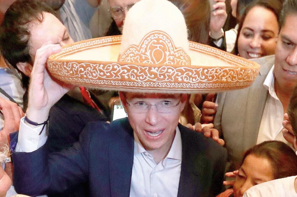 El candidato de la coalición Por México al Frente, Ricardo Anaya Cortés, sostuvo una reunión con líderes de la sociedad civil ayer en Guadalajara, Jalisco. (ARIEL OJEDA. EL UNIVERSAL)