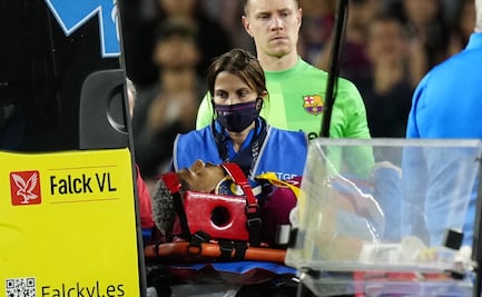 VIDEO. Futbolista del Barcelona sufre brutal golpe en la cabeza que le causó una conmoción