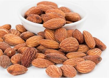 Siete beneficios de las almendras