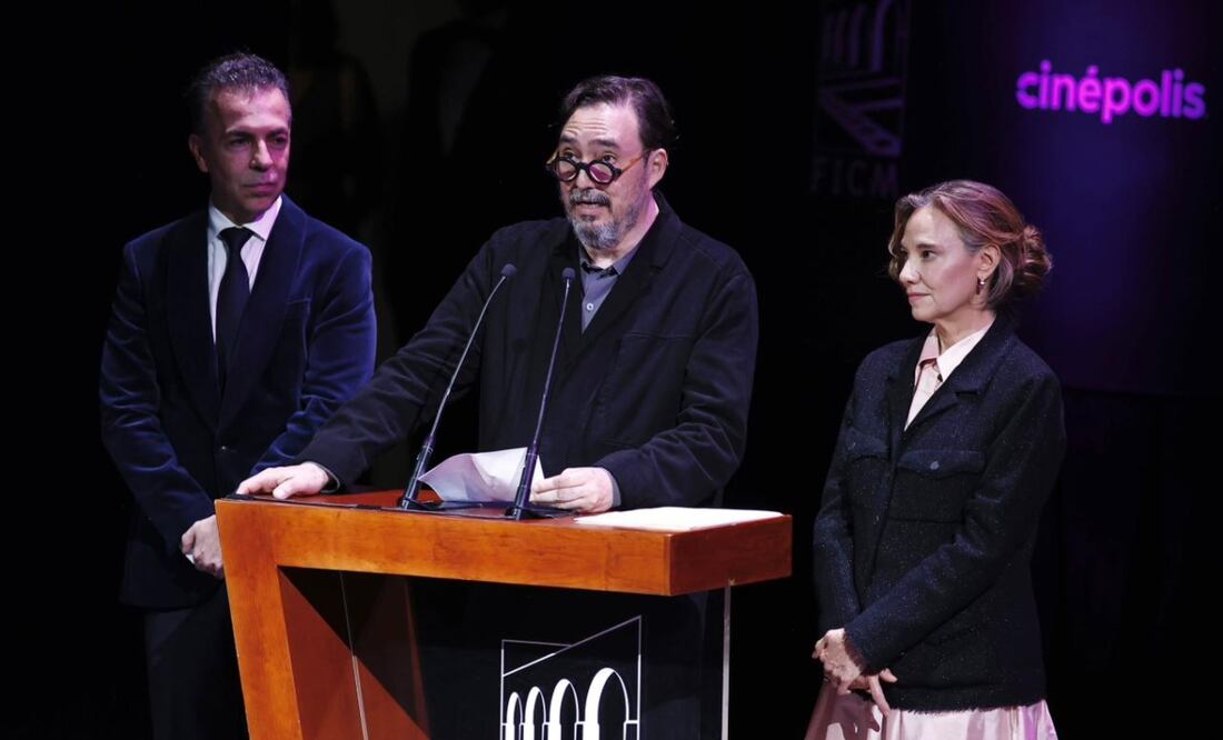 Con reclamo del nuevo recorte al presupuesto de cultura arranca la FICM. Foto: de Berenice Fregoso El universal