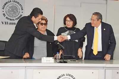 Iztapalapa: arman perredistas frente contra la delegada