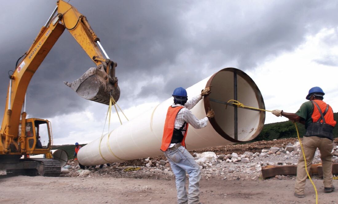 El año pasado, ICA empleaba a cerca de 14 mil 572 personas y durante los primeros meses de 2017 el número se redujo a 8 mil trabajadores (ARCHIVO EL UNIVERSAL)