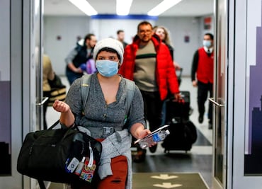 Aceptará EU entrada de viajeros con una mezcla de distintos tipos de vacunas contra Covid-19