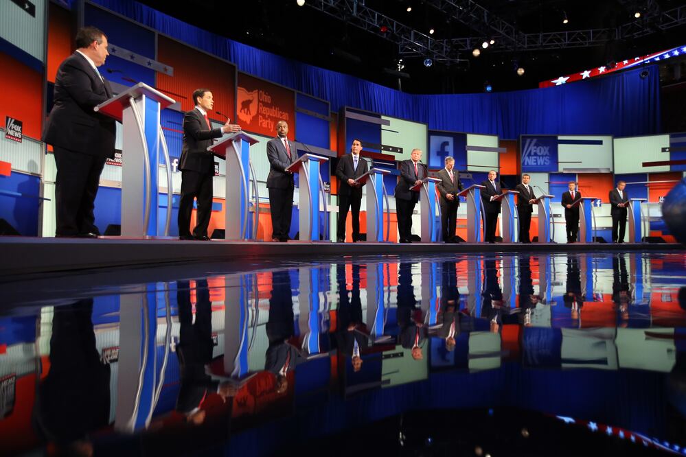 Los candidatos durante el debate republicano (AP)