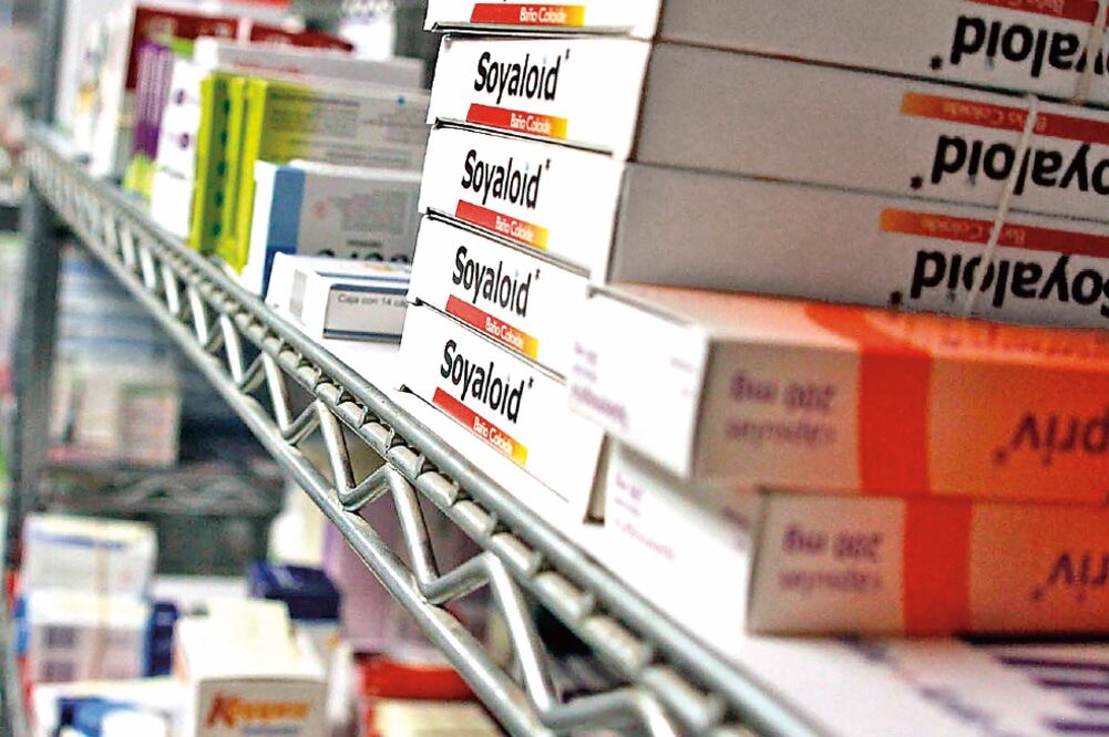 La venta de medicamentos alcanzó 184.5 mil millones de pesos en 2014, sólo 2.4% más que lo obtenido en 2013, indicó IMS Health (ARCHIVO EL UNIVERSAL)