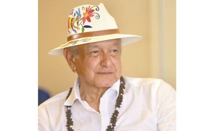 AMLO y su elefante blanco