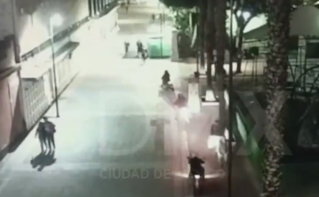 Las primeras investigaciones señalan que las víctimas fueron agredidas por tres individuos. FOTO: Captura de pantalla