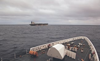 Trump sube la tensión; abre ahora frentes con Rusia y la UE