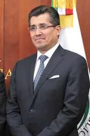 Embajador va por mayor diálogo con Canadá