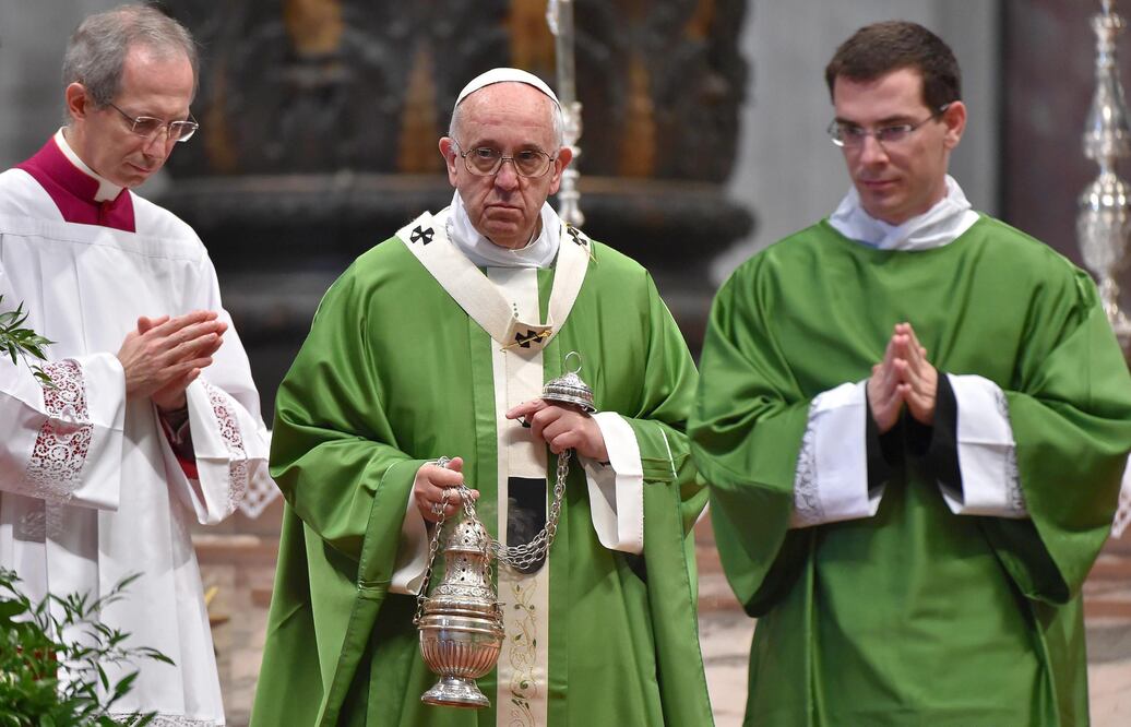 El Papa Francisco concluyó su homilía agradeciendo a los asistentes al Sínodo. (Foto EFE)