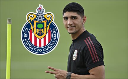 ¿Vuelve a Chivas? Alan Pulido asiste al duelo de Guadalajara y Pumas