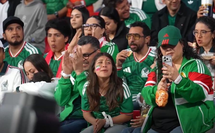 Este es el auténtico Jugador Número 12; la FMF impulsa la “Ola sí, el Grito no”