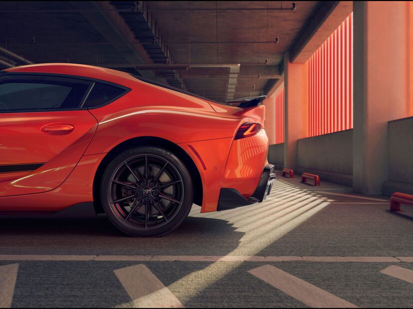 El Toyota supra llega con transmisión manual a México.