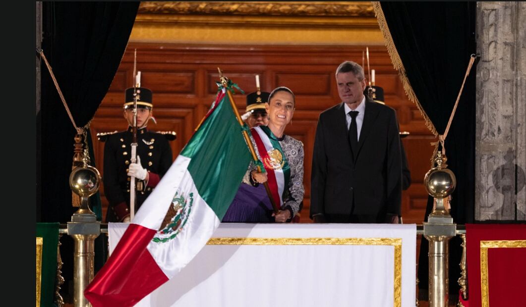 La presidenta lanzó el tradicional Grito de Independencia. Foto: Presidencia