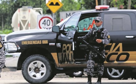 Retienen sujetos armados a 8 policías en Jalisco