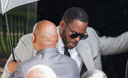 R. Kelly sometió a mujeres a reglas estrictas y a sus caprichos sexuales: testigo