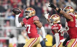 San Francisco 49ers cierran la Semana 12 con victoria sobre los Carolina Panthers