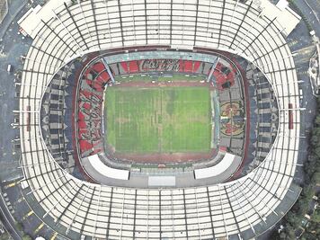 Olivé elude hablar sobre si juego de NFL en México del 2018 se perdió