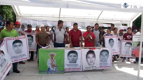 Padres de 43 normalistas piden no proteger a criminales