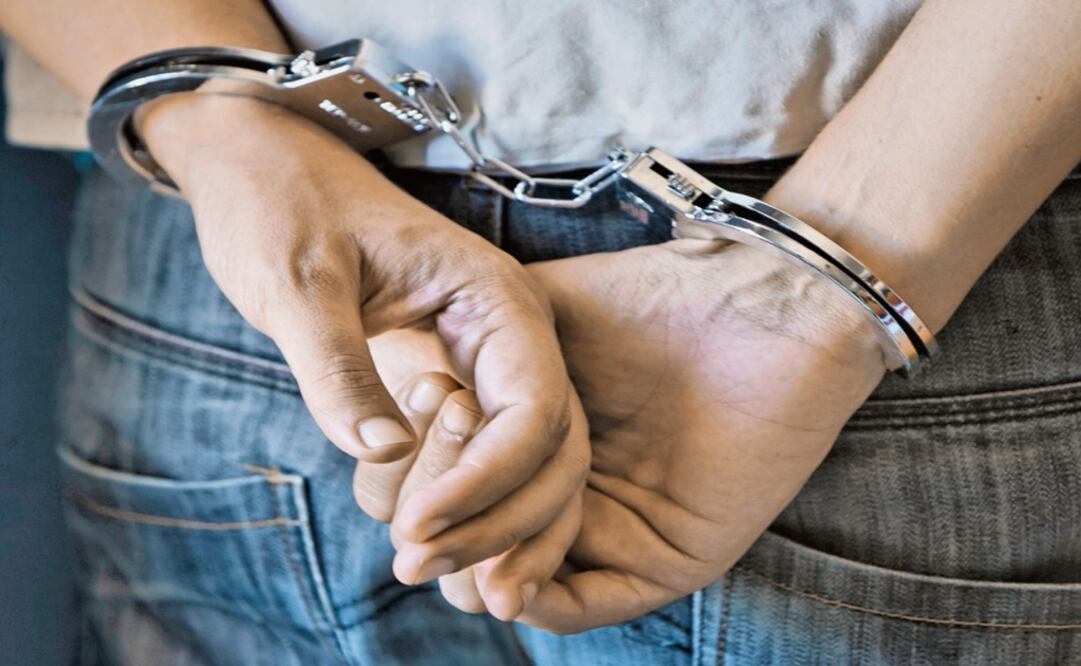 Young man in handcuffs – Photo: File photo/EL UNIVERSAL in English