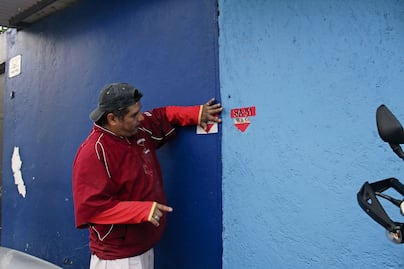 Vecinos de Álvaro Obregón esperan la reparación de daños provocados por obras de la ampliación de la Línea 12 del Metro