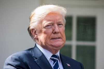 Demócratas cancelan reunión sobre presupuesto por tuit de Trump