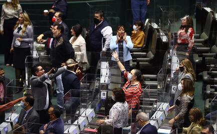 “De panzazo”, diputados aprueban en lo general reforma para “desmantelar” el Fondo de Salud