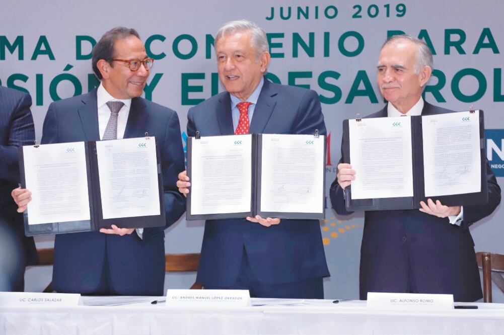 Apapachos y cachetadas en la 4T a empresarios