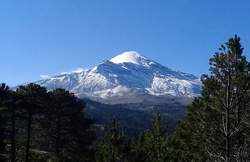 Los volcanes son estructuras naturales increíbles que pululan en la República mexicana / Foto: Facebook del Parque Nacional de Pico de Orizaba