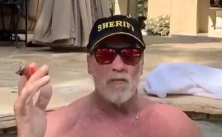 Schwarzenegger lucha contra el coronavirus... en jacuzzi