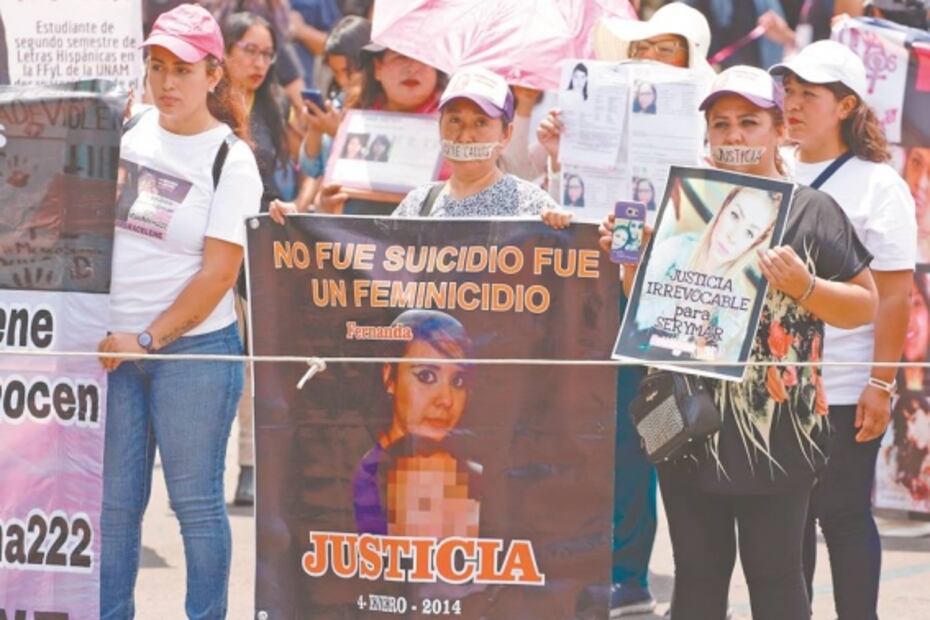 En silencio, marchan en la CDMX por desaparecidas