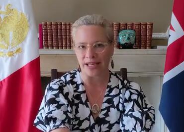 ¿"Septemba"?: tunden en redes a embajadora en Reino Unido por pronunciación