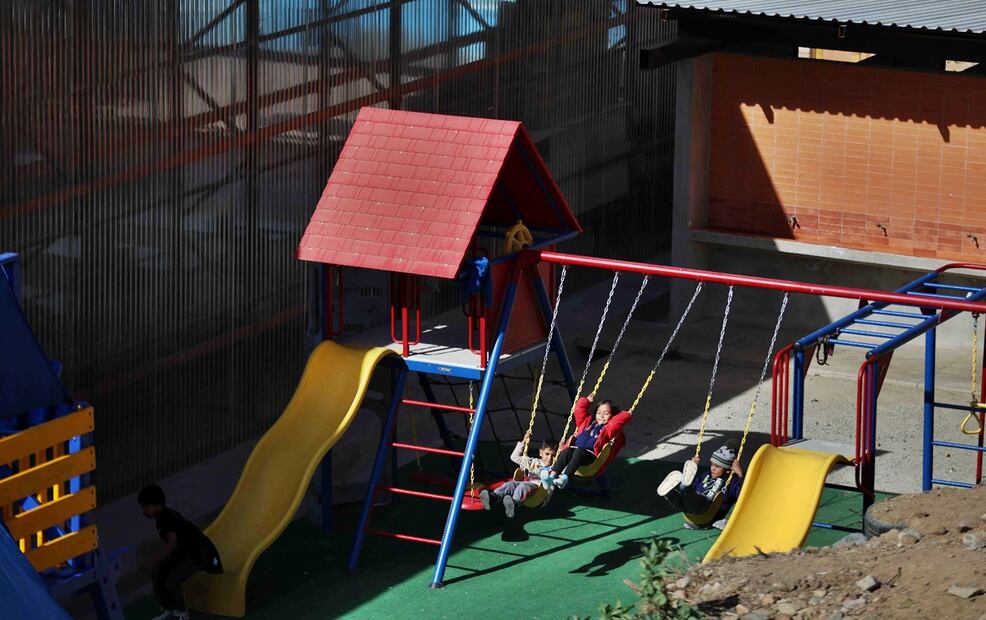 Imágenes de la escuela Love Does que se encarga de darle educación de nivel básico a niños migrantes que llegan a Tijuana, Baja California, junto con sus familias, el 24 de enero de 2025. Foto: Diego Simón Sánchez/EL UNIVERSAL